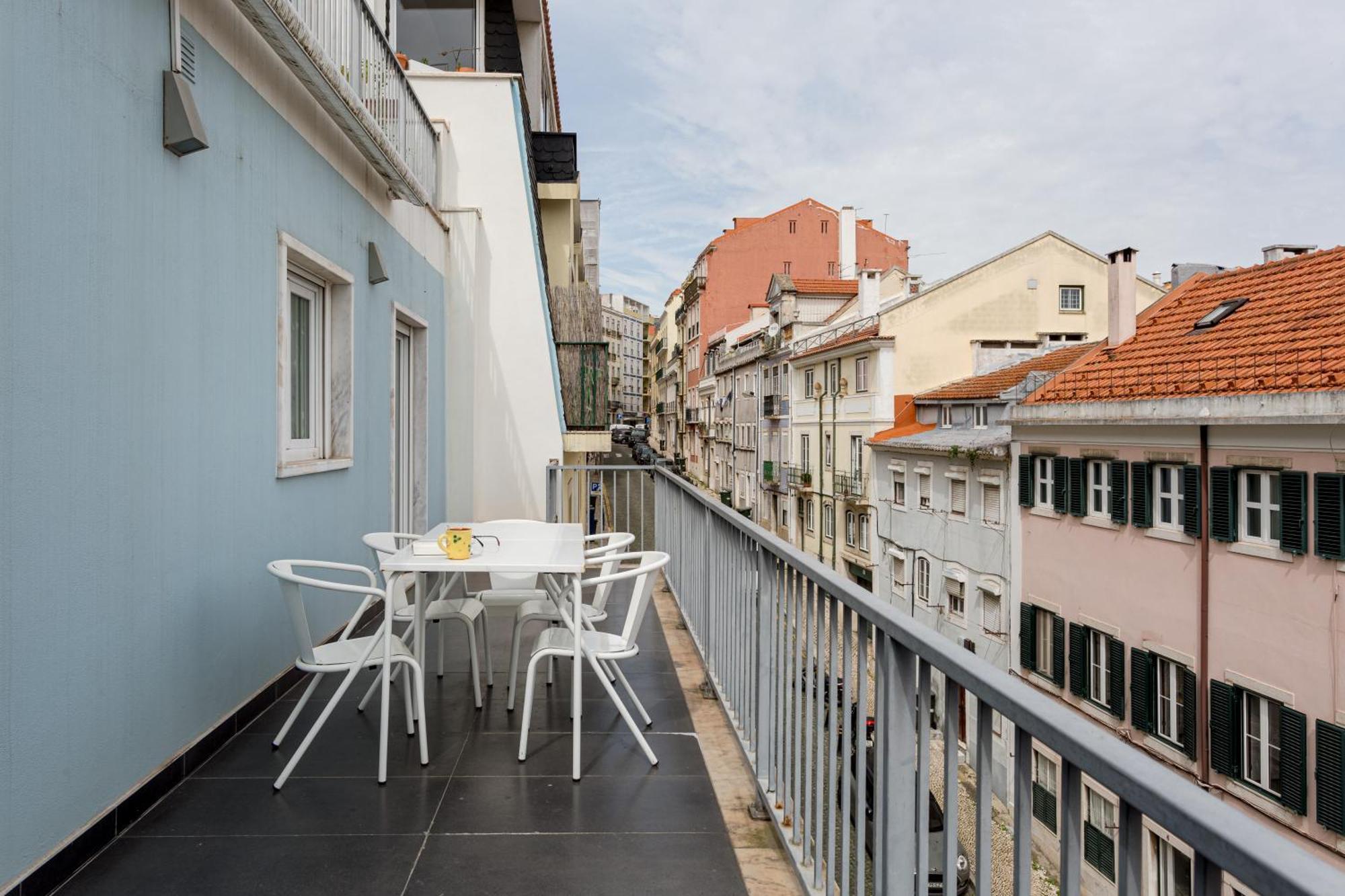 Joivy Modern Flat Near Estrela Garden Apartment Lissabon